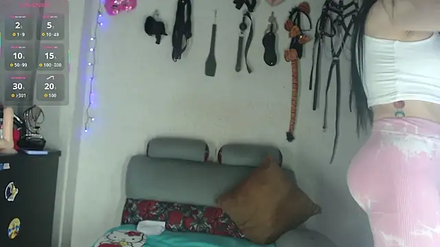 angierot2025 online show from 11-07-25, 01:43