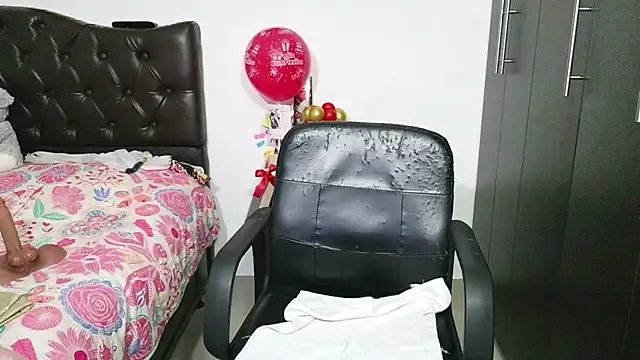 Grace mature milf online show from 05-22-26, 10:57