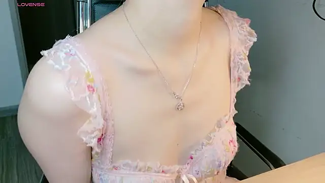 Ryeon 99 online show from 05-26-26, 03:04