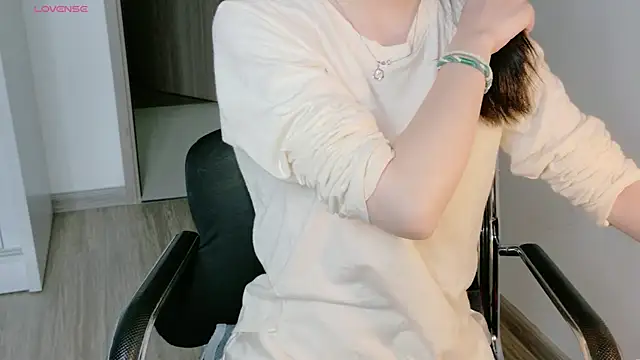 Ryeon 99 online show from 05-22-26, 03:04