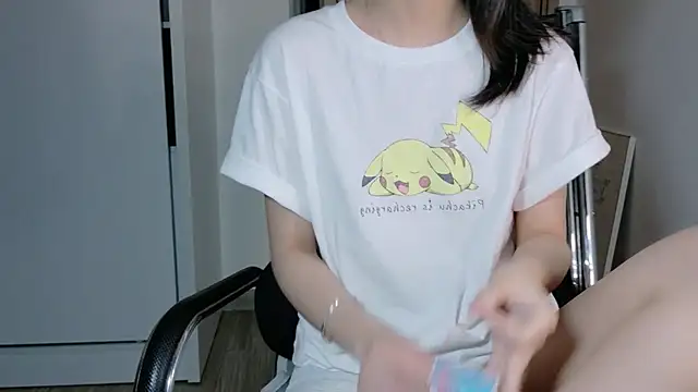 Ryeon 99 online show from 02-28-26, 03:44