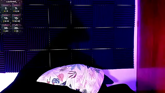 kinkyboat23 online show from 11-07-25, 08:57