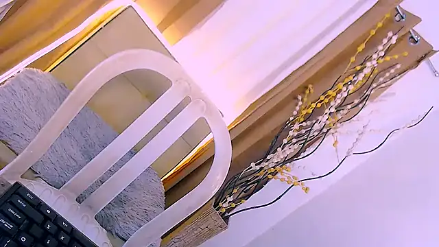 seductive nikki online show from 10-26-25, 09:59