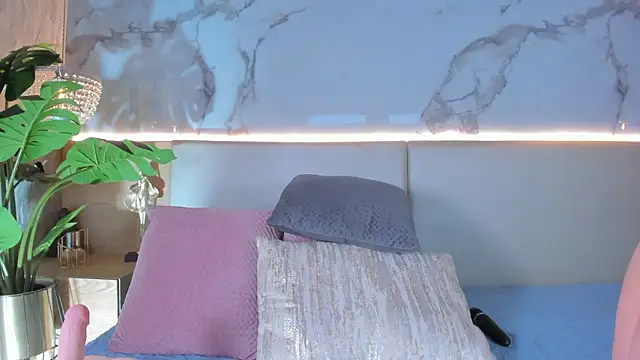 Snapshot of ValSmith_ chatting on 02-20-26, 06:26 ValSmith online show from 02-20-26, 06:26