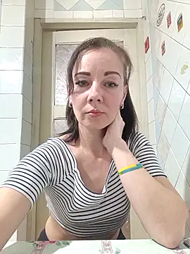 Adeline3302 online show from 04-07-26, 10:22