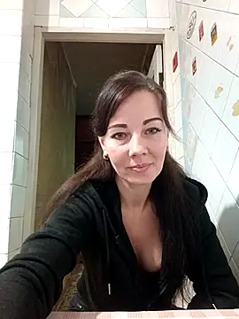 Adeline3302 online show from 10-29-25, 01:54