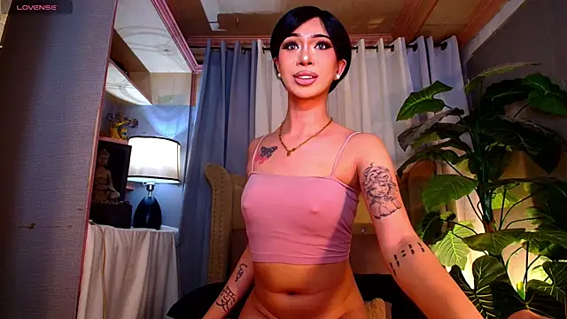 UrMassiveCockSabrinaOnTop online show from 11-16-25, 06:23