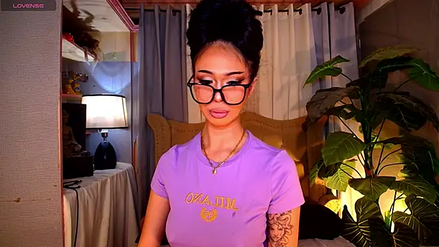 UrMassiveCockSabrinaOnTop online show from 11-14-25, 05:38