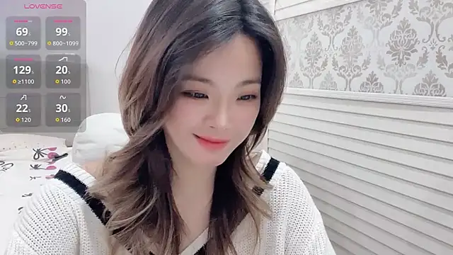 Holiland online show from 11-12-25, 01:21