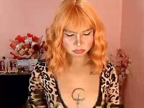 Snapshot of asian_lust_ chatting on 02-15-26, 06:47 asian lust online show from 02-15-26, 06:47