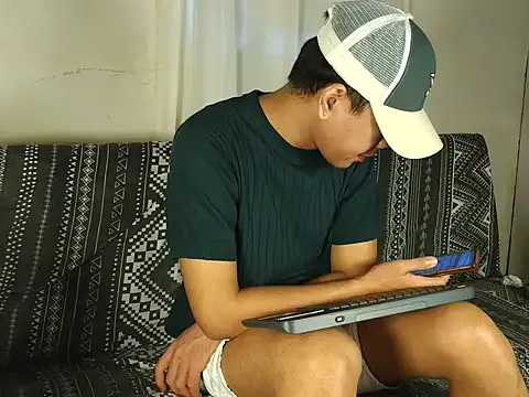 Darkevion online show from 09-18-25, 01:08