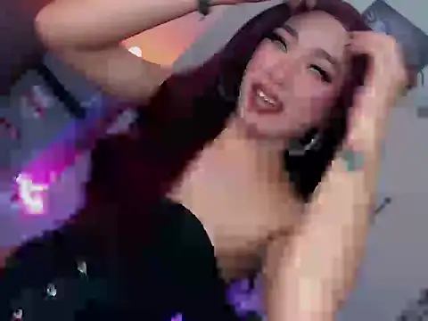 Snapshot of Spicy_kinky chatting on 06-12-26, 01:36 Spicy kinky online show from 06-12-26, 01:36