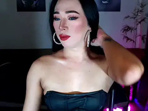 Snapshot of Spicy_kinky chatting on 04-27-26, 08:40 Spicy kinky online show from 04-27-26, 08:40