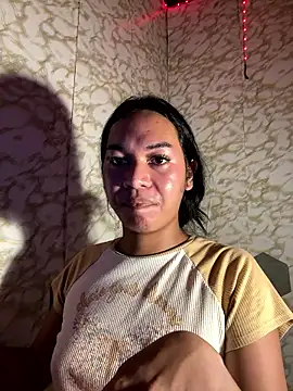 Snapshot of youryummybaby chatting on 01-17-26, 09:57 youryummybaby online show from 01-17-26, 09:57