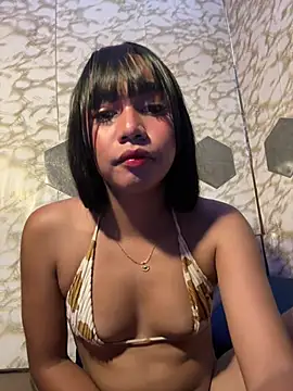 Snapshot of youryummybaby chatting on 01-13-26, 07:34 youryummybaby online show from 01-13-26, 07:34