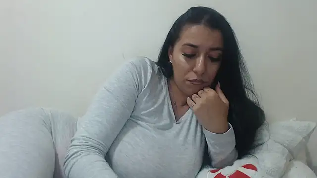 Maryem637048 online show from 11-04-25, 03:16