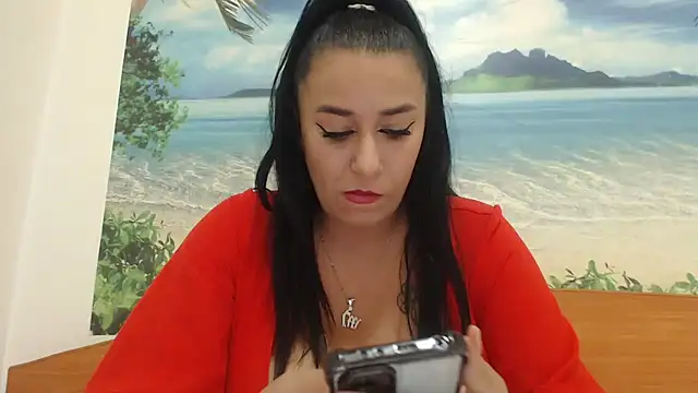 Snapshot of Maryem637048 chatting on 09-23-25, 12:12 Maryem637048 online show from 09-23-25, 12:12