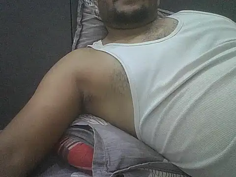 Sexyxxxboy99 online show from 10-28-25, 01:43