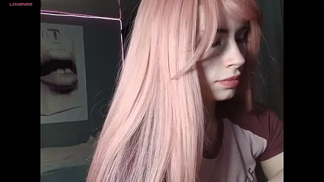 PieraMarch online show from 04-17-26, 07:49