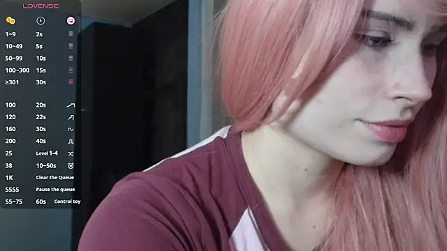 Snapshot of PieraMarch chatting on 02-11-26, 07:36 PieraMarch online show from 02-11-26, 07:36