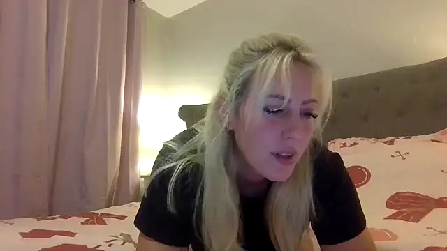 Snapshot of stormy_p chatting on 09-14-25, 06:19 stormy p online show from 09-14-25, 06:19
