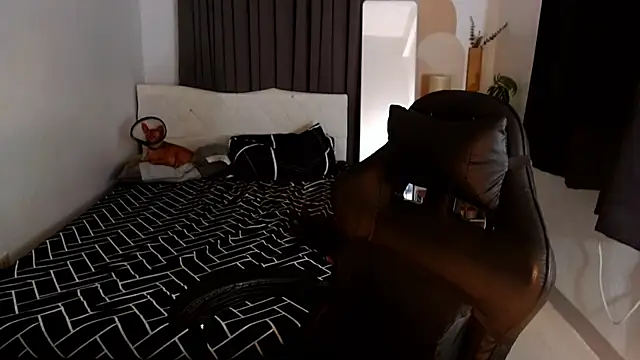 Ur QueenCamilla online show from 03-23-26, 02:11