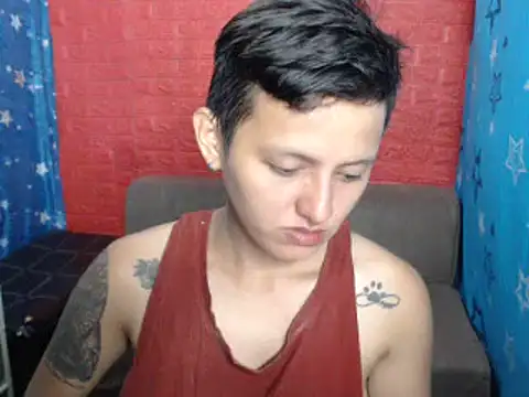 Snapshot of thatsmylady chatting on 11-04-25, 02:21 thatsmylady online show from 11-04-25, 02:21