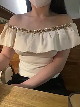 Meii-meyy online show from 12-19-25, 10:06