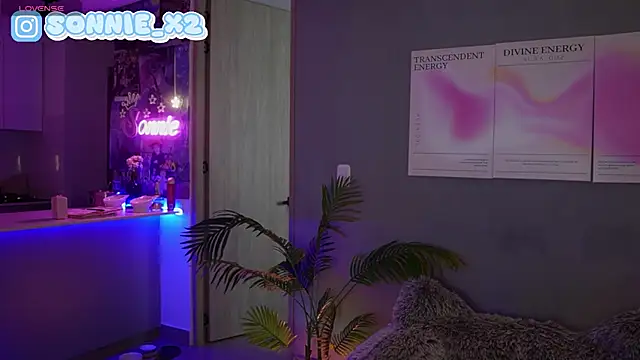 Snapshot of Sonnie_mami chatting on 01-19-26, 01:37 Sonnie mami online show from 01-19-26, 01:37