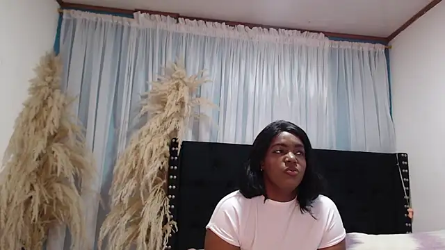 Alhana-miller online show from 11-15-25, 01:48