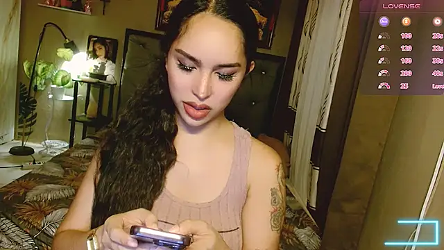 Franchesca Trans online show from 11-26-25, 03:17