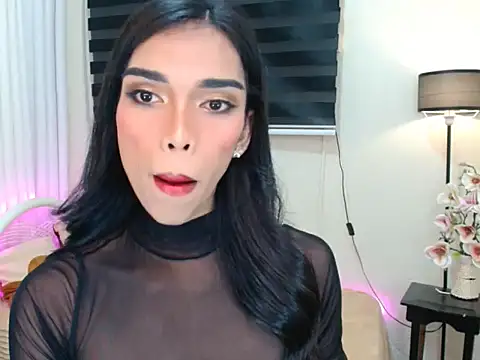 Snapshot of angelaxmonroe chatting on 09-15-25, 02:28 angelaxmonroe online show from 09-15-25, 02:28