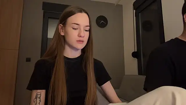 Snapshot of TenDouble chatting on 09-15-25, 07:14 TenDouble online show from 09-15-25, 07:14