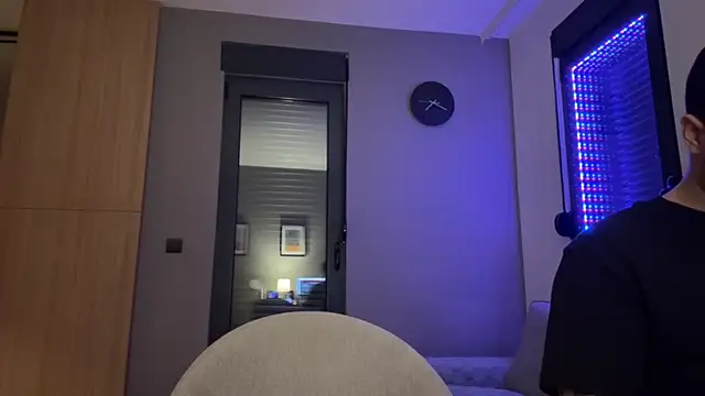 TenDouble online show from 11-30-25, 10:10