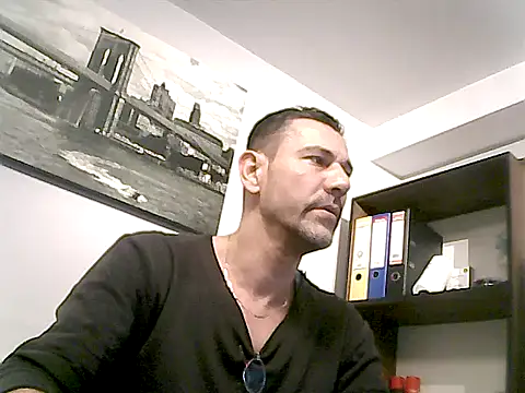 Snapshot of mastercharisma35 chatting on 02-07-26, 10:01 mastercharisma35 online show from 02-07-26, 10:01