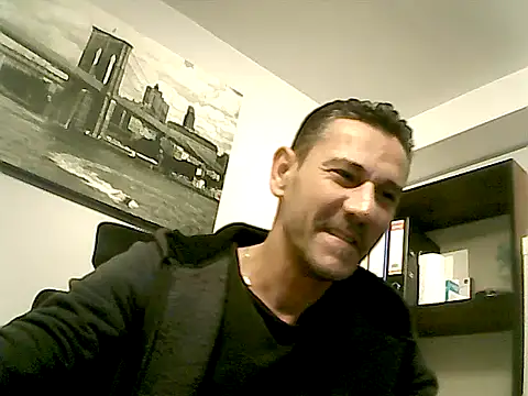 Snapshot of mastercharisma35 chatting on 02-21-26, 09:55 mastercharisma35 online show from 02-21-26, 09:55