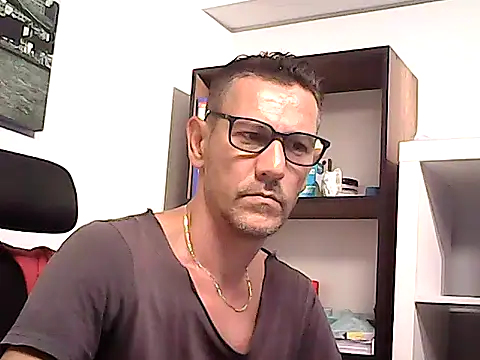 Snapshot of mastercharisma35 chatting on 07-04-26, 11:38 mastercharisma35 online show from 07-04-26, 11:38