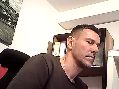 Snapshot of mastercharisma35 chatting on 02-25-26, 03:34 mastercharisma35 online show from 02-25-26, 03:34