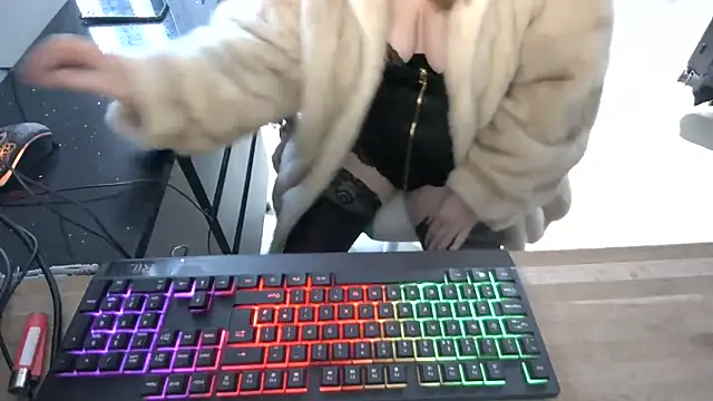 foxyroxymilf online show from 03-18-26, 10:18