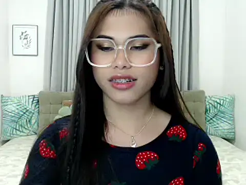 PrettyBlythes TS online show from 01-17-26, 07:23