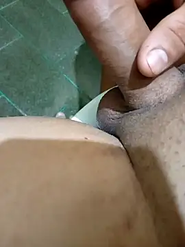 ALEX 19 DOCINHO online show from 04-02-26, 08:04