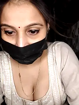 Snapshot of Horny_Shalu chatting on 10-06-25, 05:46 Horny Shalu online show from 10-06-25, 05:46