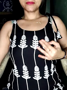 Snapshot of Horny_Shalu chatting on 09-09-25, 02:43 Horny Shalu online show from 09-09-25, 02:43