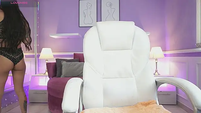 Snapshot of NicoleCrawft chatting on 10-09-25, 07:25 NicoleCrawft online show from 10-09-25, 07:25