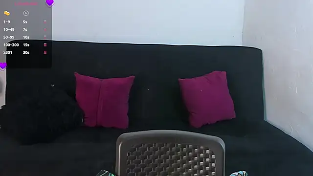 Snapshot of Britney_Rose chatting on 07-12-26, 03:29 Britney Rose online show from 07-12-26, 03:29