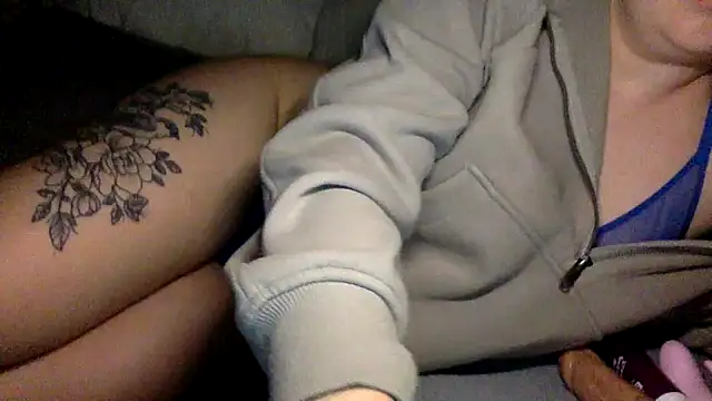 Izzy not so innocent online show from 11-15-25, 10:14