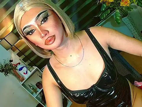Queen yasii 88 online show from 04-19-26, 01:56
