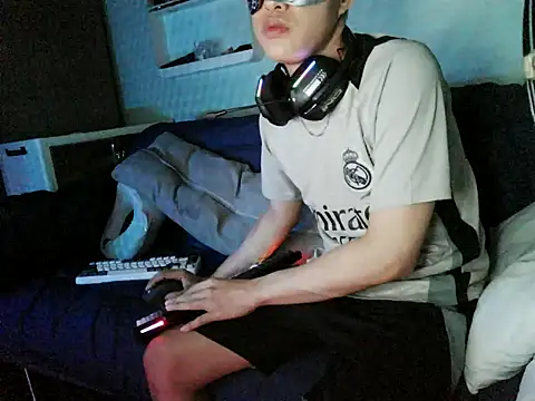 boyhigh1997 online show from 03-19-26, 05:13