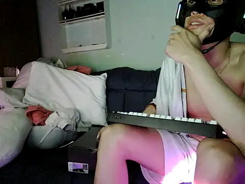 boyhigh1997 online show from 03-11-26, 08:47