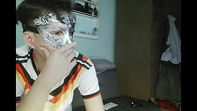 boyhigh1997 online show from 06-19-26, 10:54